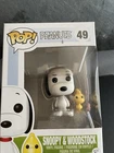 Funko Pop! Vinyl: Peanuts - Snoopy (w/ Woodstock) #49