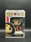 Funko Pop Wonder Woman Classic With Cape #433 W/ Protector