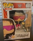 Funko Pop! WWE #68 Bret "Hit Man" Hart / New in Protector