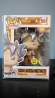 Goku (Ultra Instinct) #1694 GITD Dragon Ball Super Funko Pop w protector