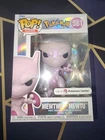 Mewtwo Pearlescent Funko Pop! Games #581 Pokémon Center Exclusive with Protector