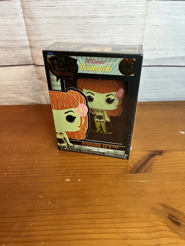 New Funko Pop! Large Enamel Pin - DC Comics Bombshells - Poison Ivy #13