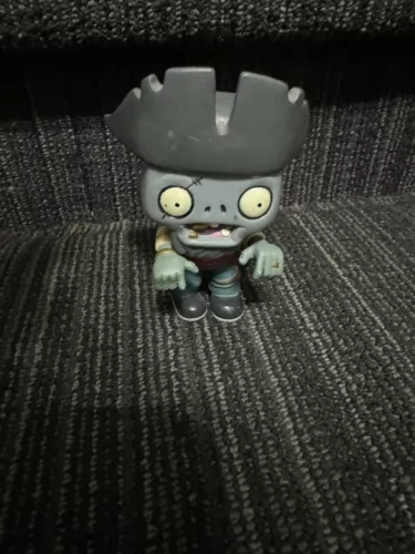 Plants vs Zombies 2 Swashbuckler Zombie #27 2013 Funko Pop Vinyl Figure Retired￼