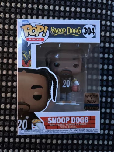 Snoop Dogg Funko Pop #304 Black Pittsburgh Steelers Jersey
