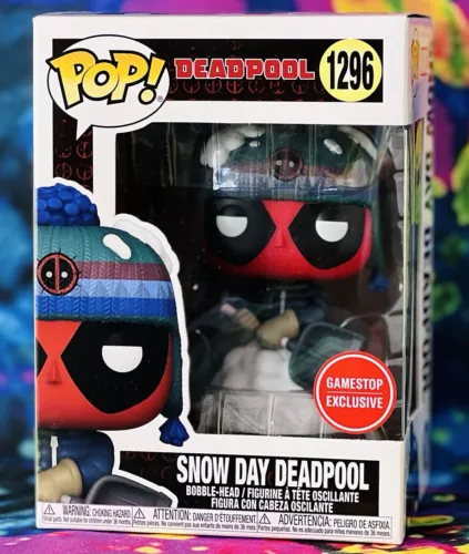 Snow Day Deadpool Seasons GameStop Exclusive Funko POP! #1296 *Mint*