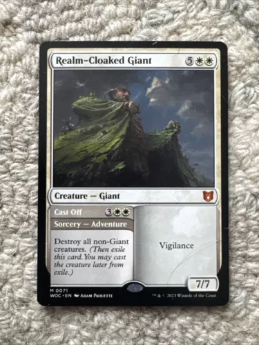 Realm-Cloaked Giant