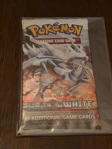 Reshiram Box