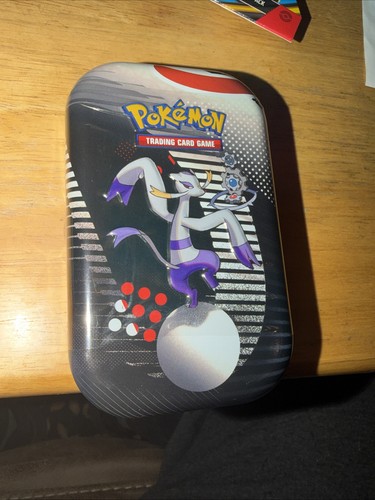 Unova Mini Tin: Mienshao & Klinklang