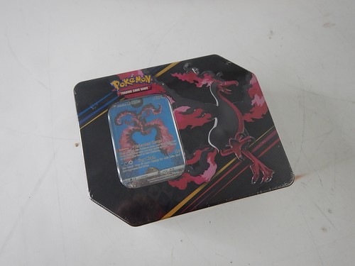 Galarian Moltres Tin