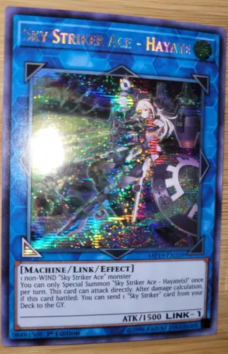 Sky Striker Ace - Hayate