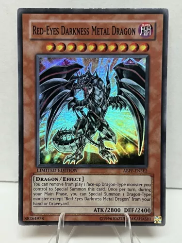 Red-Eyes Darkness Metal Dragon