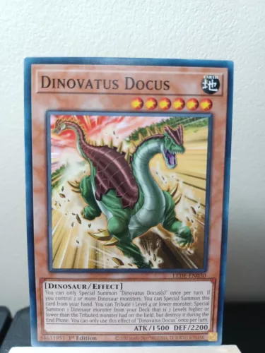 Dinovatus Docus